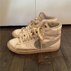 Nike Blazer Mid ‘77